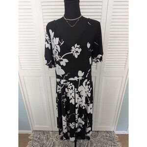 Lane Bryant Dress Women's 22/24 Black White Floral Flutter Sleeve A-Line Stretch